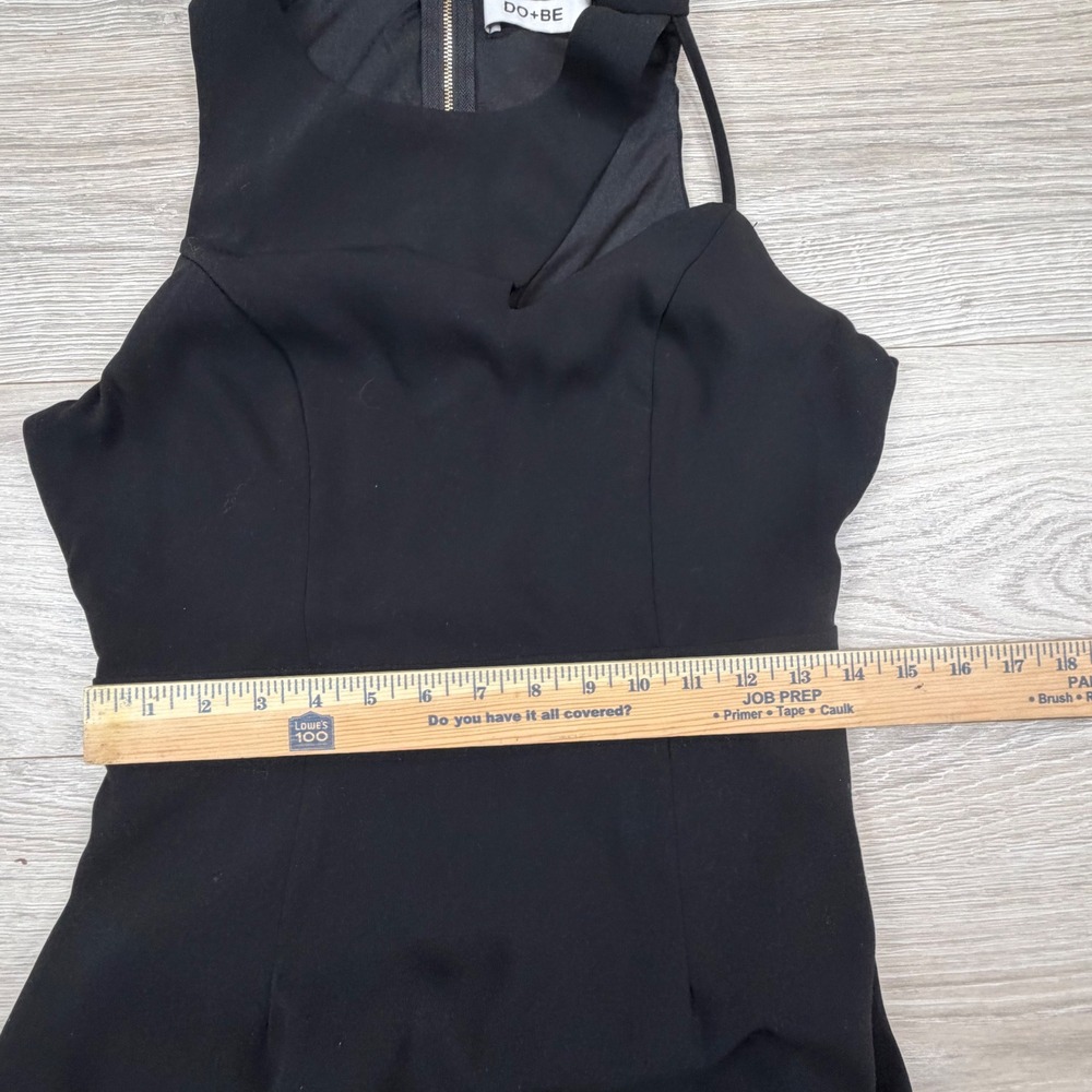 DO+BE Black Asymmetrical Cutout Sleeveless Mini Dress Gold Zipper Size Medium - Picture 6 of 10